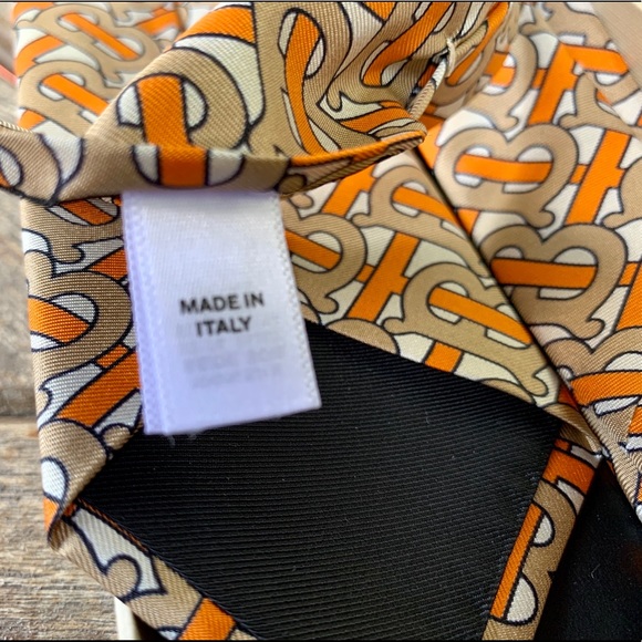 🔥TB MONOGRAM🔥💯🆕HOUSE OF BURBERRY SIGNATURE MOTIF PRINT TIE🔥 - Picture 13 of 16